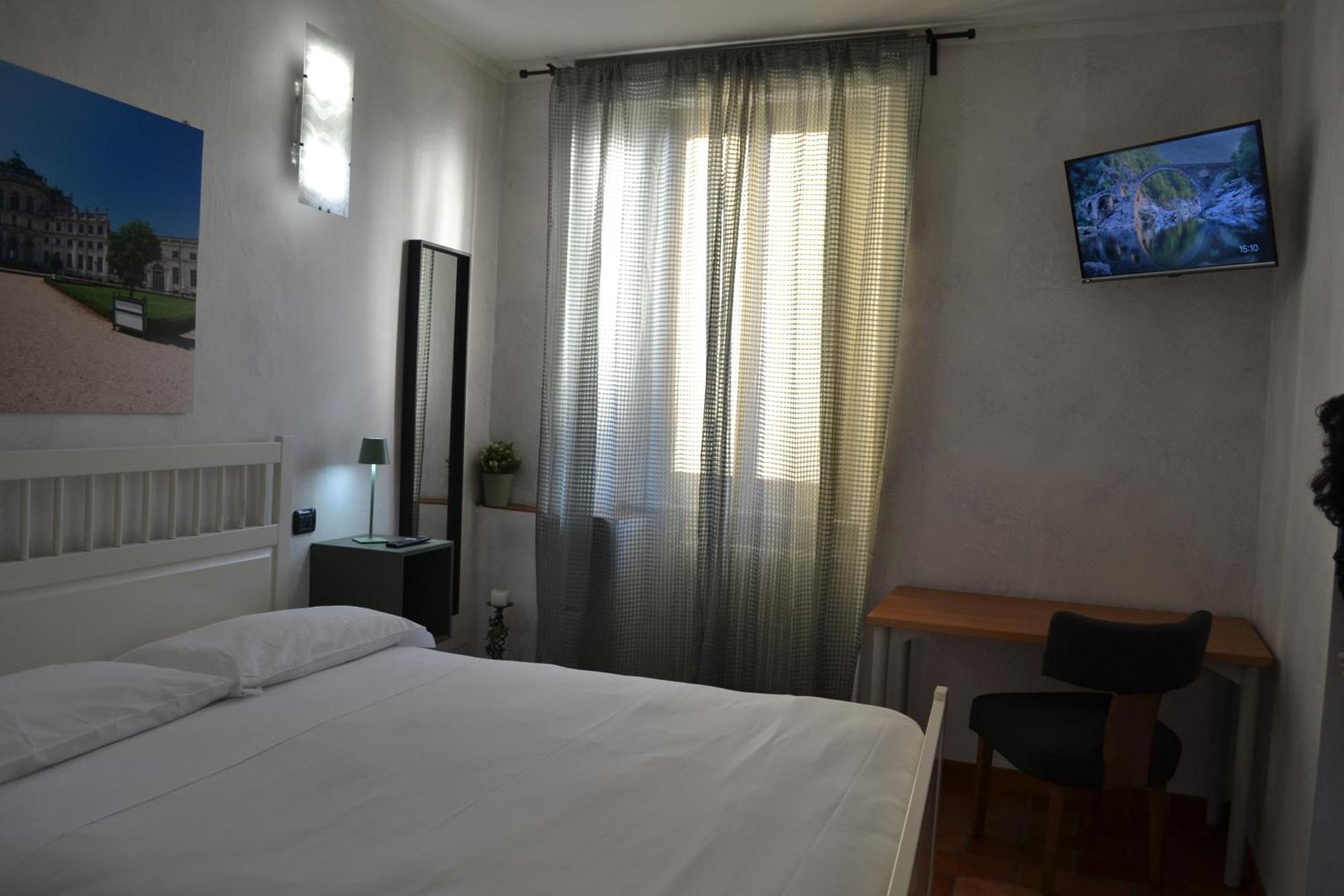 Domus Hotel Caselle Torinese Exterior photo