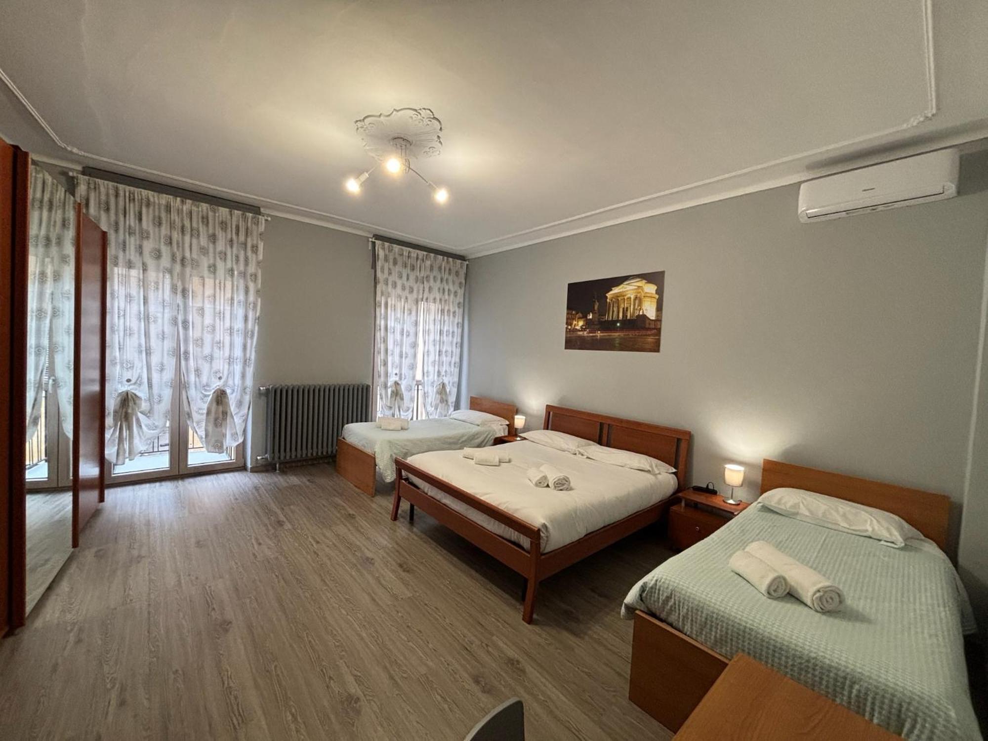 Domus Hotel Caselle Torinese Exterior photo